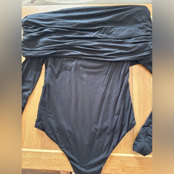 Fatima bodysuit in Black - Picture 7 of 8